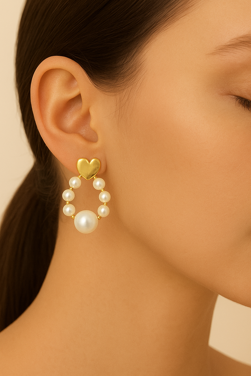 Oriana Pearl Hearts Earrings